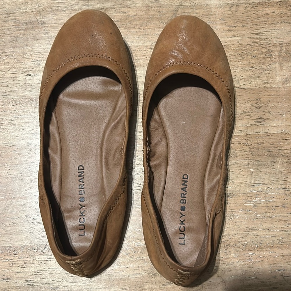 Brown, lucky brand flats, size 7.5